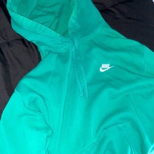Men’s green Nike hoodie